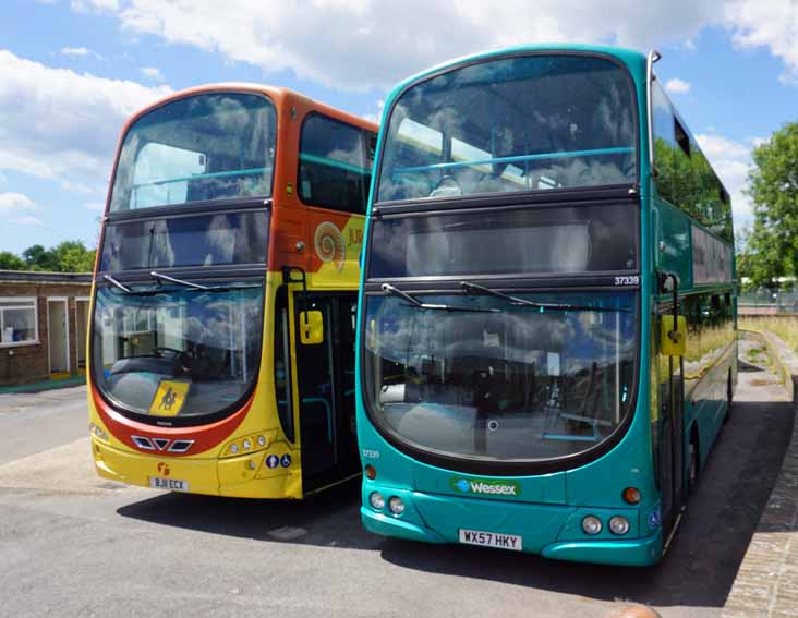 First Wessex Volvo B9TL Wright Eclipse Gemini 37987 & 37339